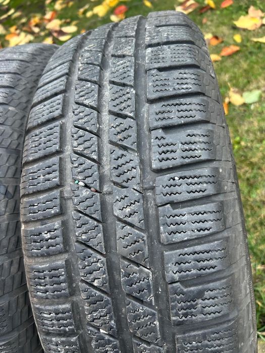 Set 4 anvelope de iarnă Continental 215/65 R16