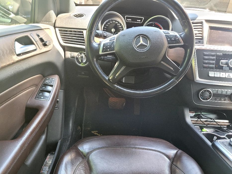 Vand Mercedes ML.250 Bluetec.Singurul propietar în România.