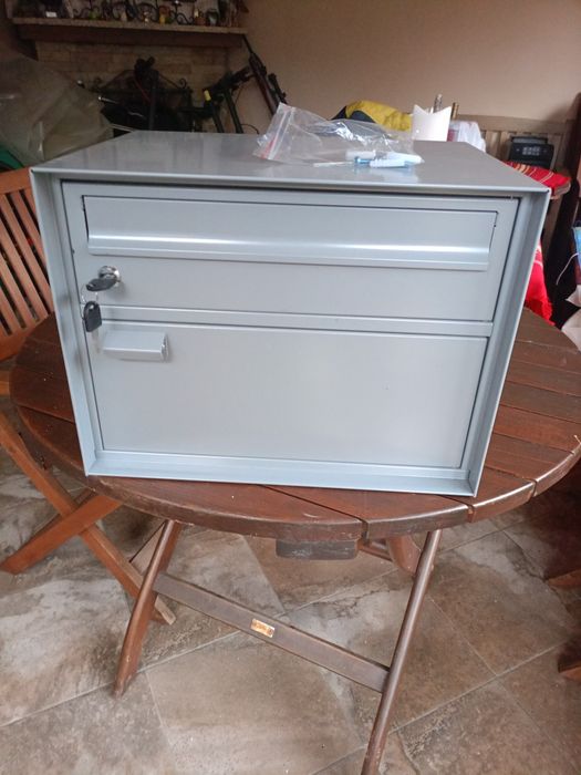 Продавам пощенска кутия