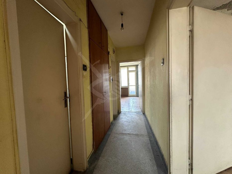 Дава се под наем Тристаен апартамент в Пловдив, Каменица 1 - 100 кв.м за 175000 € - Снимка #3