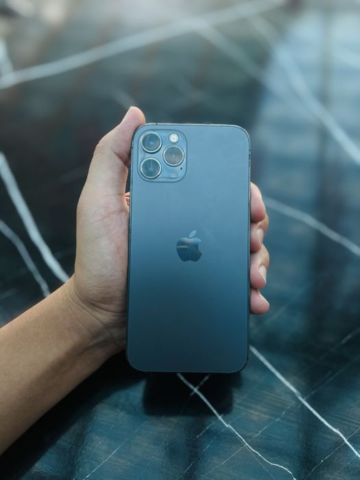 Iphone 12 pro 256gb 74% srochni sotiladi
