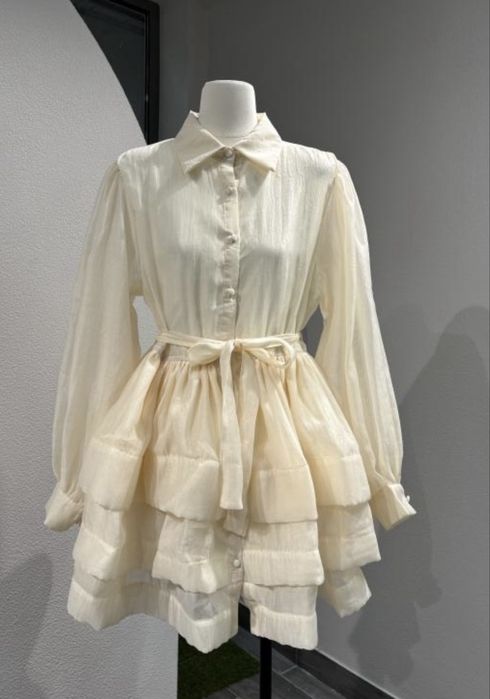 Официална рокля с колан