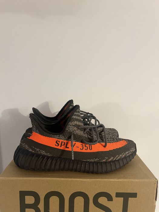Adidas Yeezy Carbon beluga