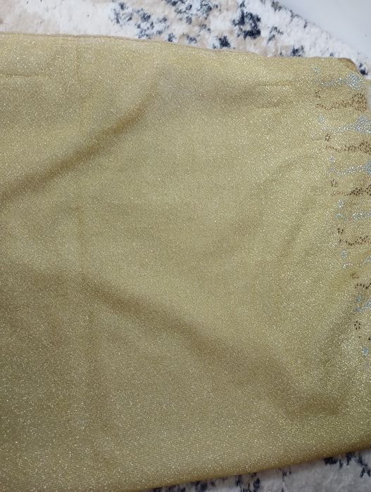 Tilla rang sharif 1 marta kiyilgan