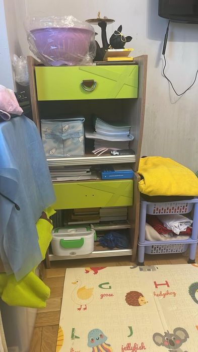 продам тумбочки по 1000 тг