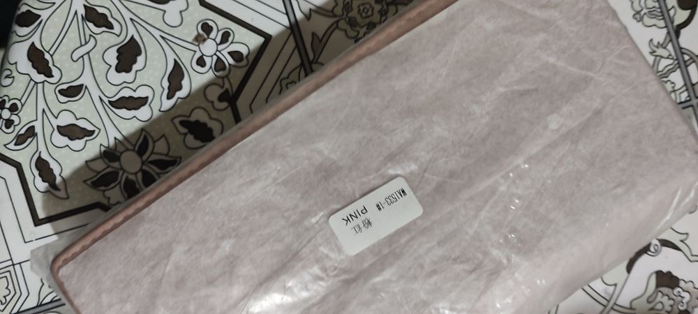 Новый кошелек можно для подарка