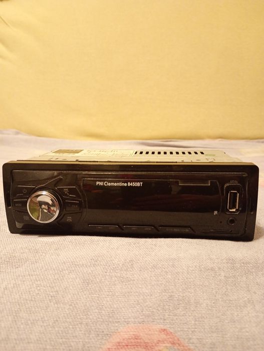 Player auto PNI Clementine 8450BT