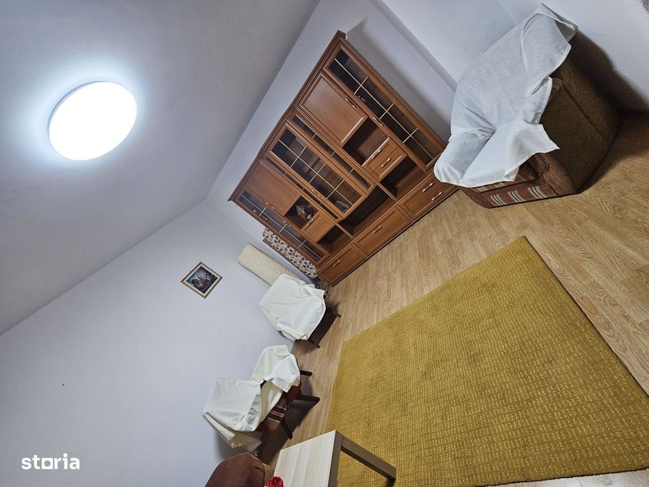 Garsonieră de închiriat, in centru Otopeni, spatioasa cu balcon