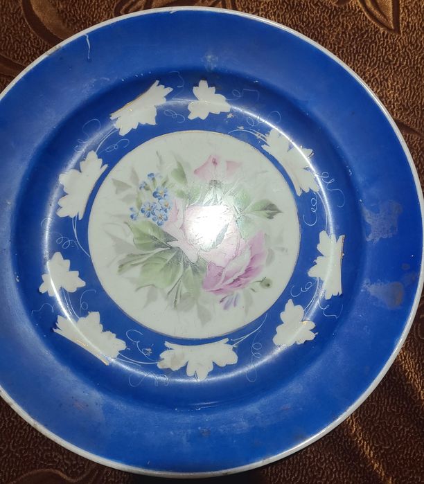 Антиквар лаган 124 йиллик