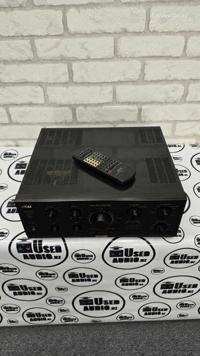 Усилитель  Akai AM-69. Usilitel.