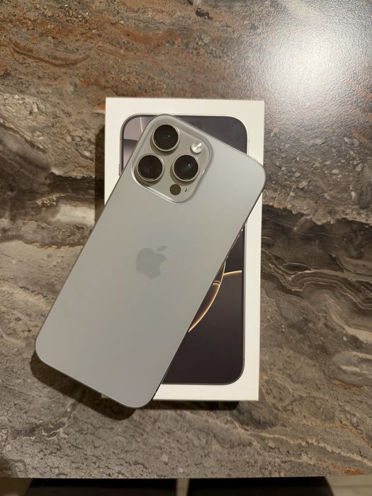 iPhone 16 Pro Max — полный комплект