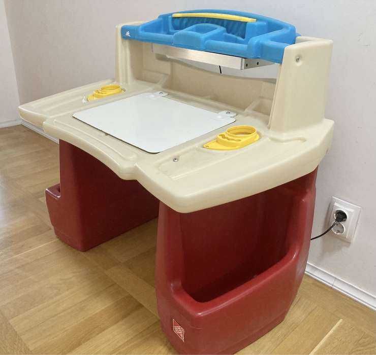Birou / Pupitru copii Step2 Deluxe Art Master + Scaun + Lampă LED