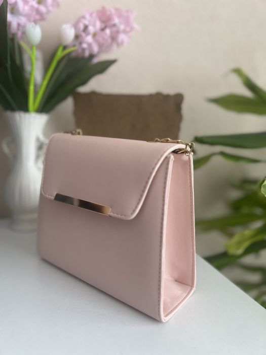 Дамска розова чанта