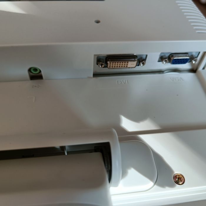 Monitor nou 17" Miro Germany