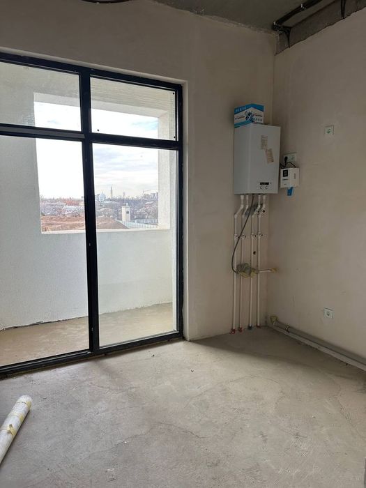 Продажа срочно квартира Uzmahal Golden house 40 квад 5 эт предчистовая