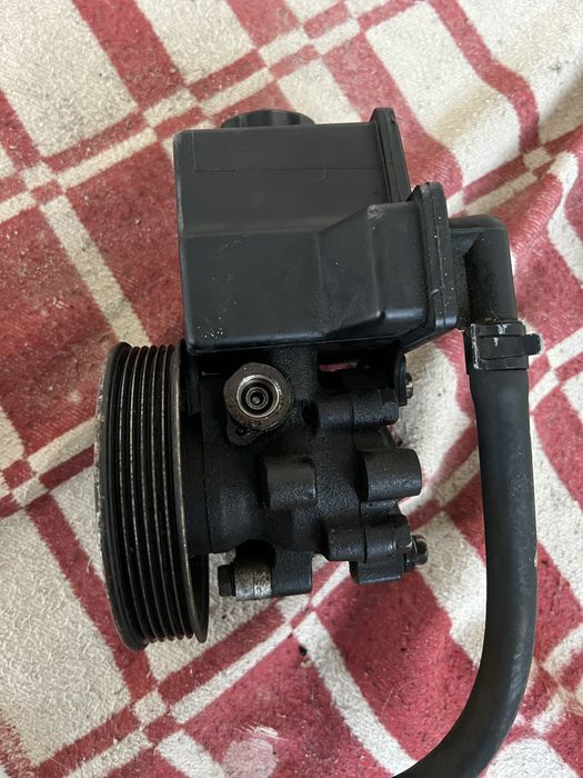 Ssangyong Rexton. Kyron G23D. Насос гидроусилителя руля.