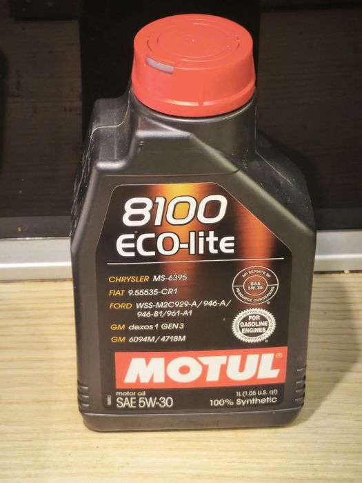 Моторно масло Motul