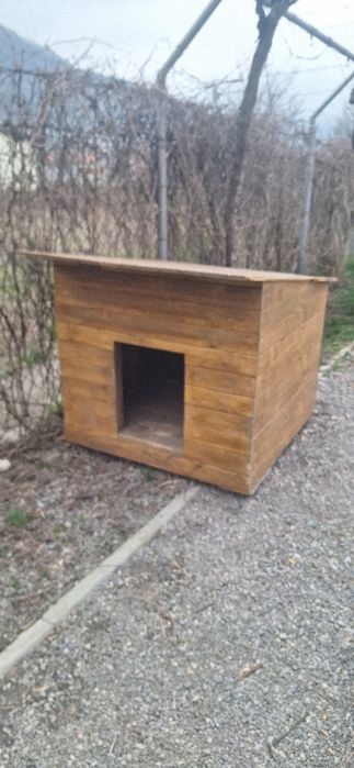 Колиба за голямо куче