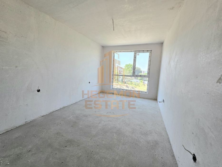 Продава се Тристаен апартамент в Варна, Левски - 88 кв.м за 2046 €/кв.м - Снимка #5