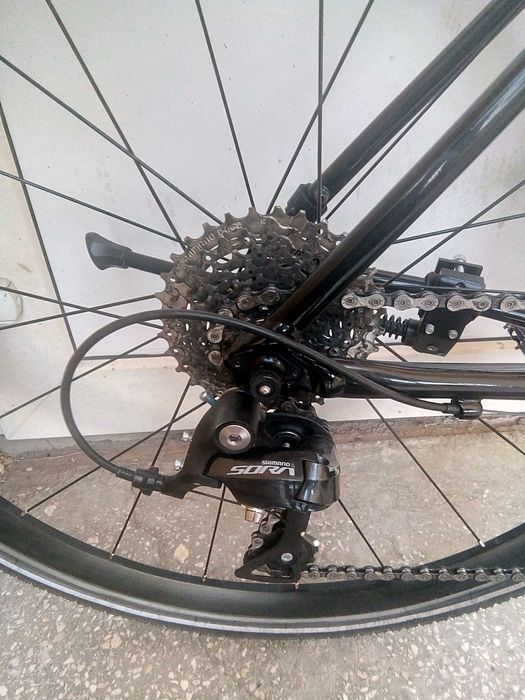 Bicicleta Cannondale CAAD Optimo 3