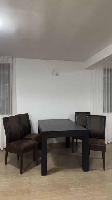 Masa sufragerie + scaune piele 8 buc