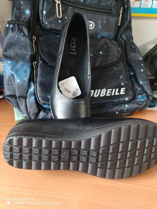 Продам туфли женские размер 40