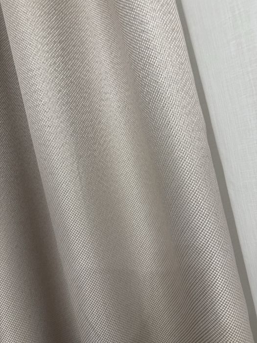 Продам шторы новые