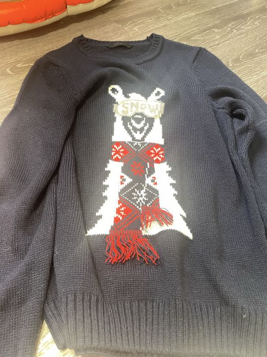 Продаются новогодние свитера