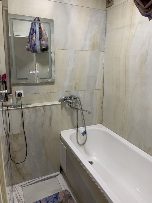 Dom 4 xona chorsuda evro remont srochni sotladi