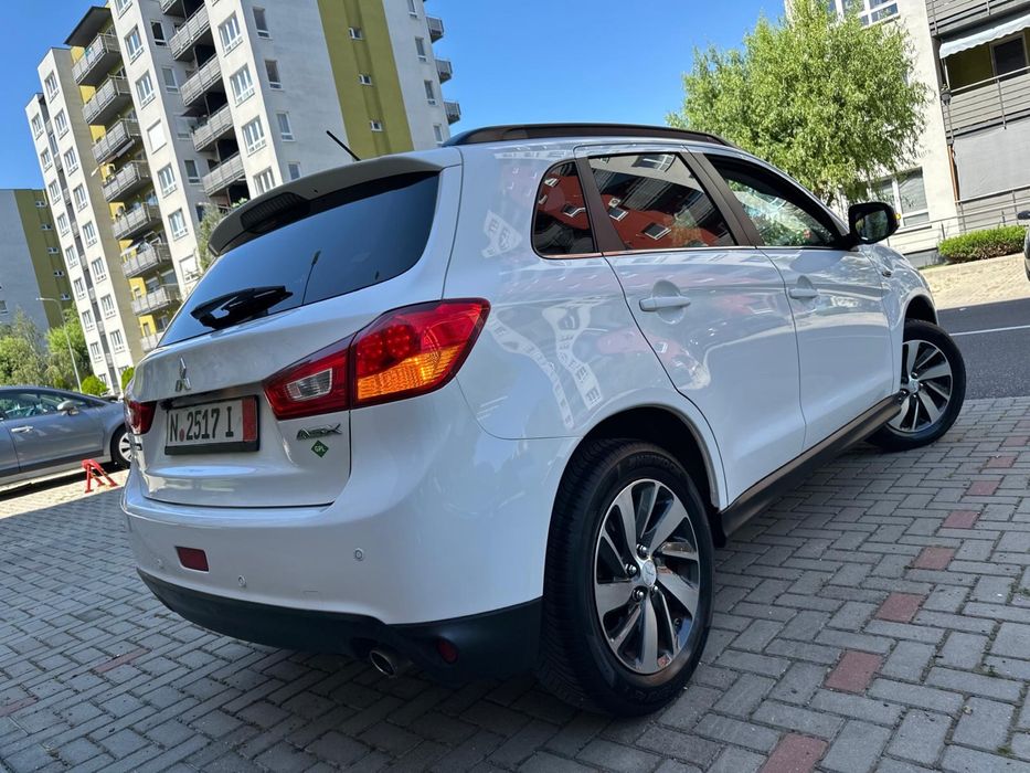 Mitsubishi ASX GPL - BENZINA 1.6 de fabrica, Panoramic, Led,Xenon, Navigatie/ Clima / unic proprietar