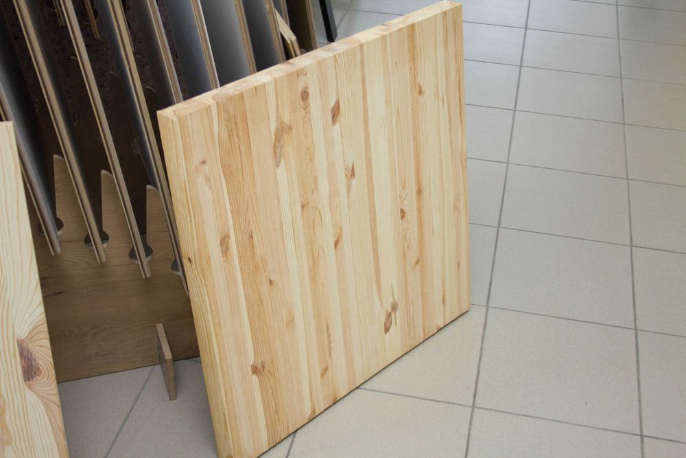 Blaturi din lemn masiv de pin perfect finisate. Diverse dimensiuni.