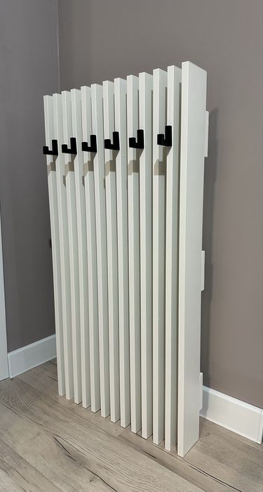 Вешалка настенная