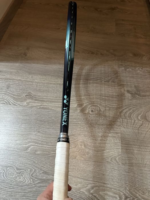 Rachetă de tenis de câmp Yonex eZone 100 maner 3