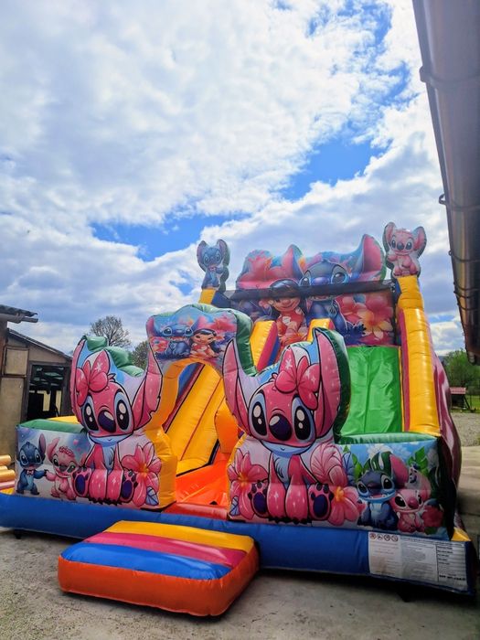 Topogane/Tobogane gonflabile mari, cu doua pante de coborâre. Noi!