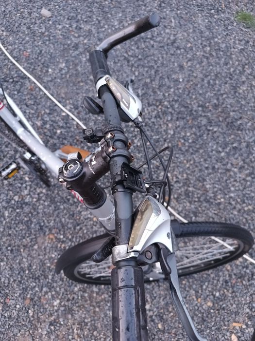 Bicicleta cadru aluminiu roti 28
