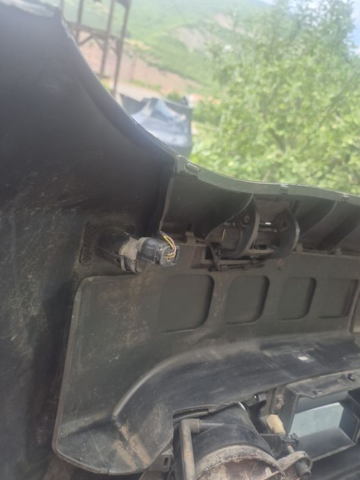 Предна и задна броня за e60 оборудвани