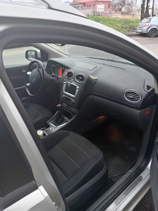 Ford Focus 2011 Gri