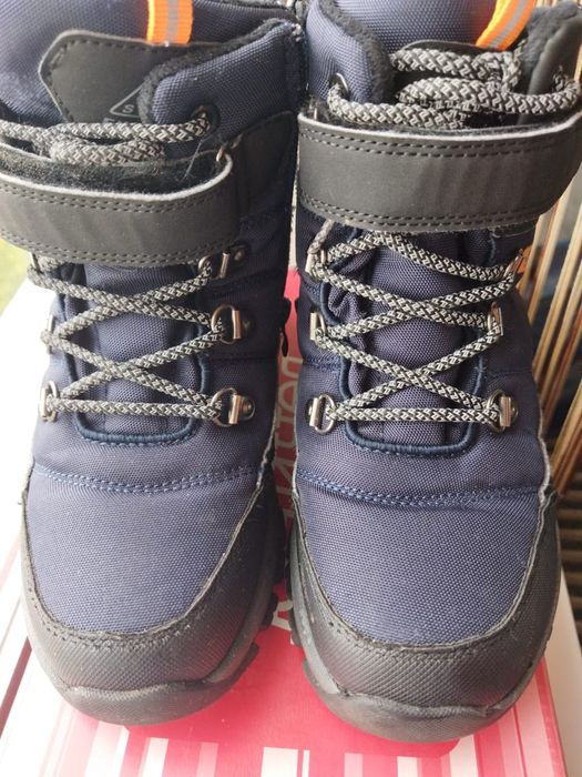 Продам детские зимние ботинки