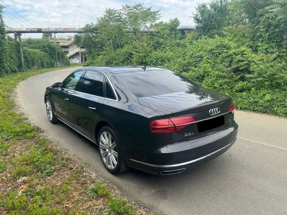 Dezmembrez Audi A8 D4 2016