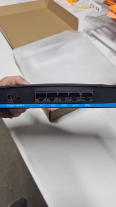 Router Wireless AX3000, Dual Band, 6 Antene Externe, 1200 Mbps, Nou