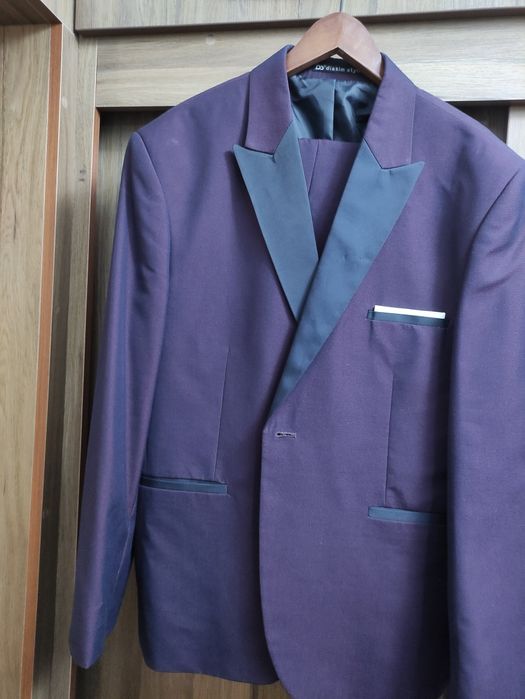 Costum haine mărime 56/58