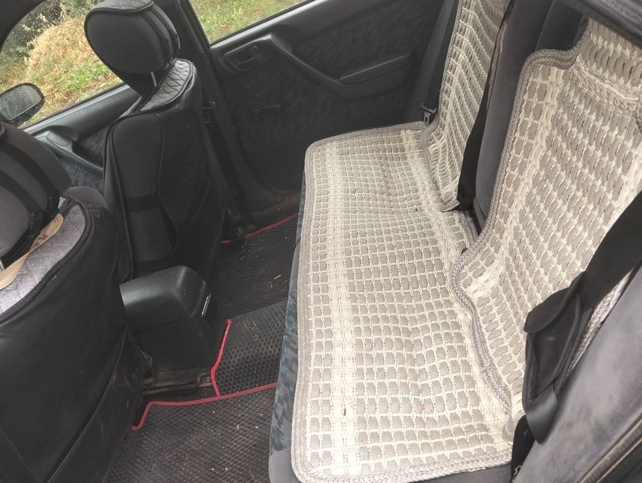 Продам Toyota Carina E