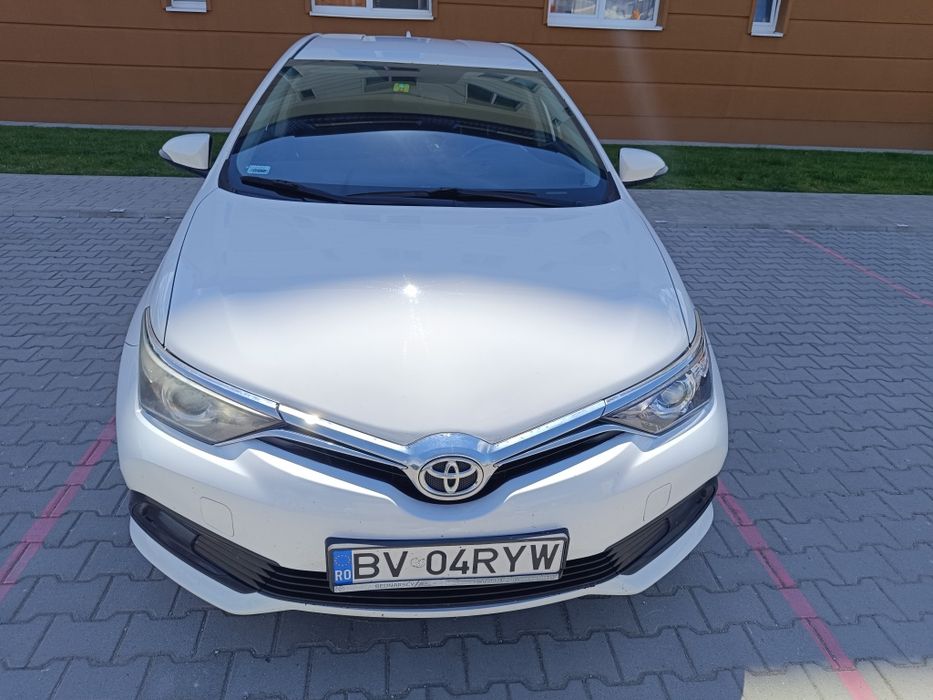 Toyota Auris 2017 Facelift  l  1.4 Diesel  I Euro 6