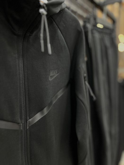 Nike Tech Fleece V season 2025/Найк Тек Флийз В сезон 2025