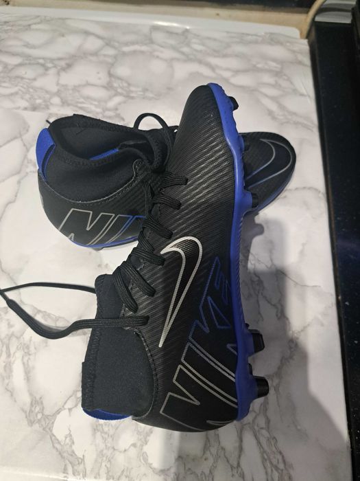 Детски футболни калеври