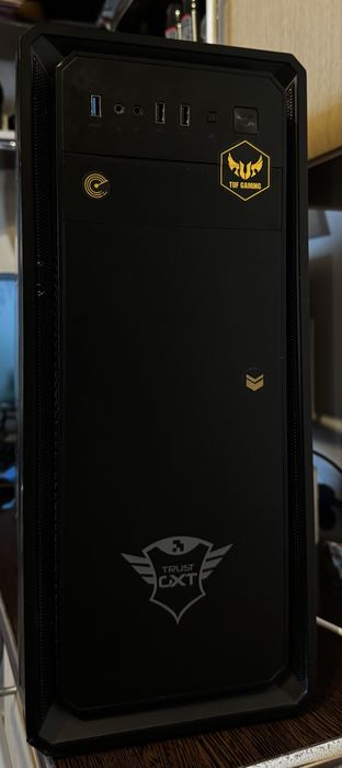 Pc gaming i5-9600k | 16 gb Ram | GtX 1080 ti 11gb EVGA