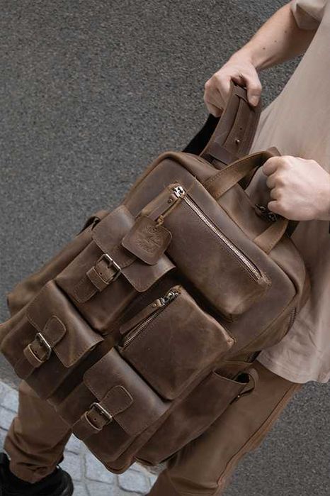 Rucsac din piele naturală. Rucsac pentru laptop. laptop backpack. Rucsac din piele pentru călătorii.