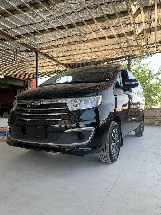 JAC M3 минивен в люкс позиция