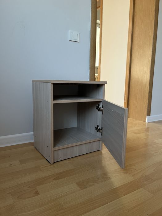 Шкаф с тумбочкой