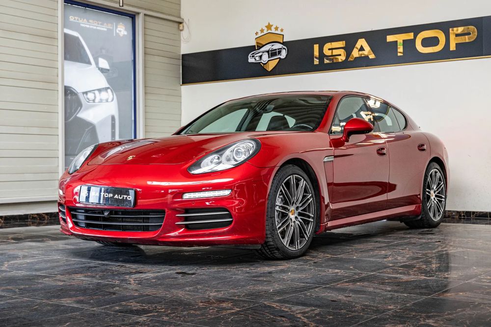 Porsche Panamera Rate Leasing Garantie 24 Luni